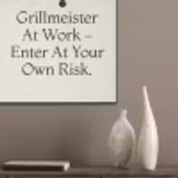 Grill - Uitroepteken - Zwart - Tekst PET vilt klein -sfeer6_closeup