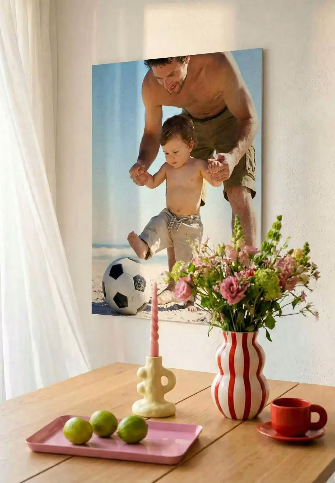 <h2>Wall decoration</h2>