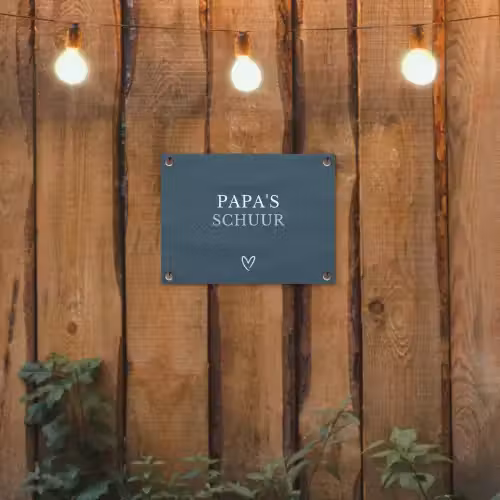 Papa's Schuur met Hart tuinposter los doek klein -sfeer1