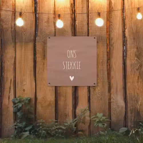 Spreuken - Ons stekkie - Quotes tuinposter los doek klein -sfeer1