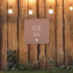 Spreuken - Quotes - Kleine baas tuinposter los doek klein -sfeer1