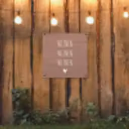 Spreuken - Wijnen wijnen wijnen - Quotes tuinposter los doek klein -sfeer1