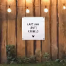 Last van lentekriebels - Spreuken - Quotes tuinposter los doek klein -sfeer1