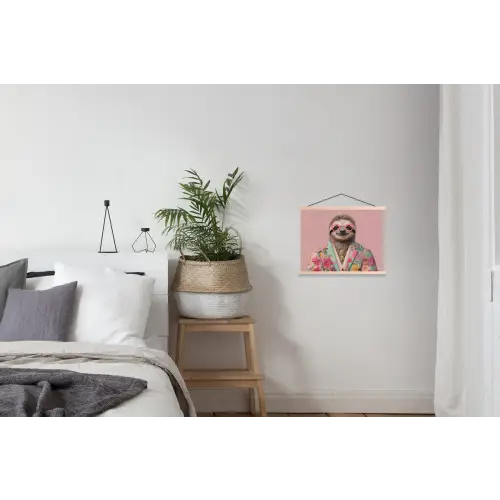 Luiaard - Bloemenprint - Bril - Roze textielposter latten blank klein -woonkamer