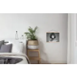 Vrouw - Zwart Wit - Ketting - Zonnebril textielposter latten blank klein -woonkamer