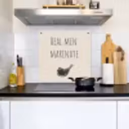 Vlees - Minimalistisch - Beige - Quote Inductie beschemer met haakjes middel -sfeer2