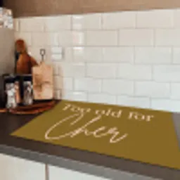 Groen - Too old for cher - Roze Inductie beschermer vinyl 3mm klein -sfeer3