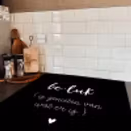 Geluk definitie - Quotes - Geluk is genieten van wat er is - Woordenboek - Tekst Inductie beschermer vinyl 3mm middel -sfeer3