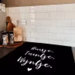 Huisje, tuintje, wijntje - Quotes - Tekst - Wijn - Thuis Inductie beschermer vinyl 3mm middel -sfeer3
