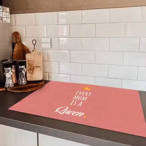 Spreuken - Every mom is a queen - Quotes - Mama Inductie beschermer vinyl 3mm klein -sfeer3