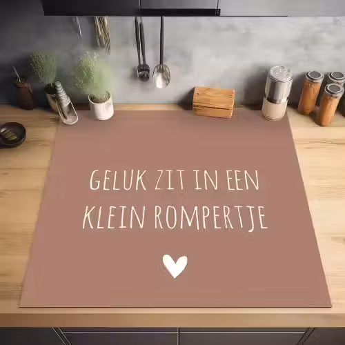 Spreuken - Geluk zit in een klein rompertje - Quotes Inductie beschermer vinyl 3mm middel -sfeer5