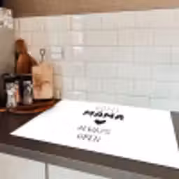 Spreuken - Hotel mama always open - Quotes - Mama Inductie beschermer vinyl 3mm klein -sfeer3