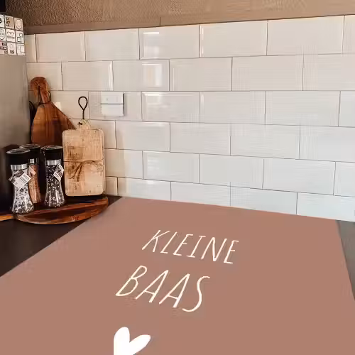 Spreuken - Quotes - Kleine baas Inductie beschermer vinyl 3mm middel -sfeer3