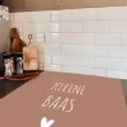 Spreuken - Quotes - Kleine baas Inductie beschermer vinyl 3mm middel -sfeer3