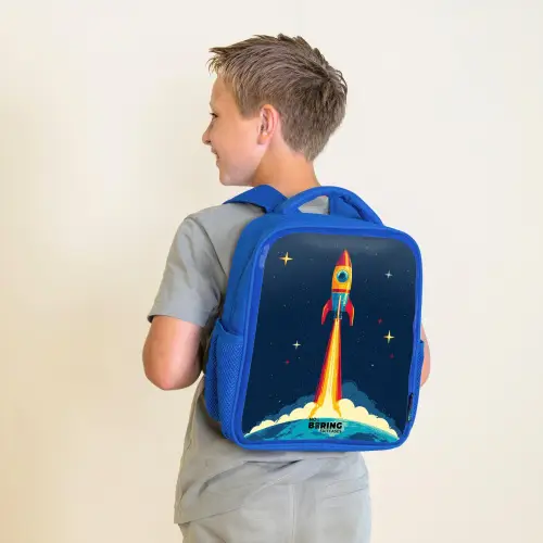 Planeet - Raket - Sterren - Donkerblauw Kinderrugzak - Blauw middel -sfeer2