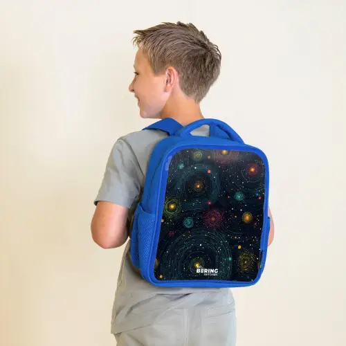Sterren - Planeten - Kleurrijk Kinderrugzak - Blauw middel -sfeer2