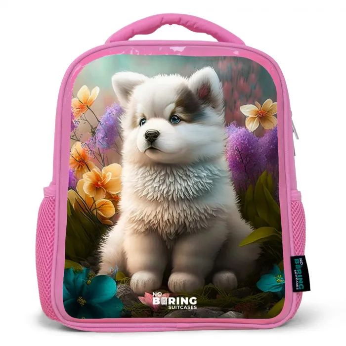 Witte puppy in een bloemenweide Kinderrugzak - Roze middel -3d
