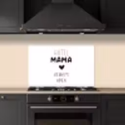 Spreuken - Hotel mama always open - Quotes - Mama keuken achterwand spatscherm klein -sfeer1