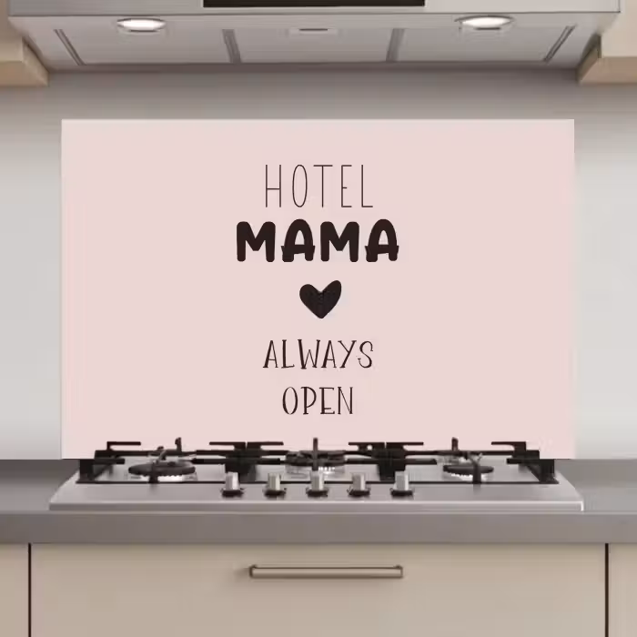 Quotes - Spreuken - Hotel mama always open - Mama keuken achterwand spatscherm klein -3d_website