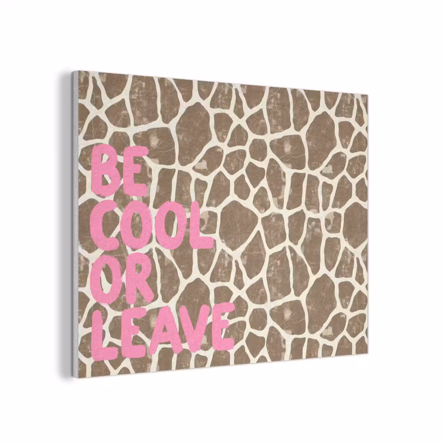 Tekst - Be cool or leave - Roze - Giraffenprint PET vilt klein -3d