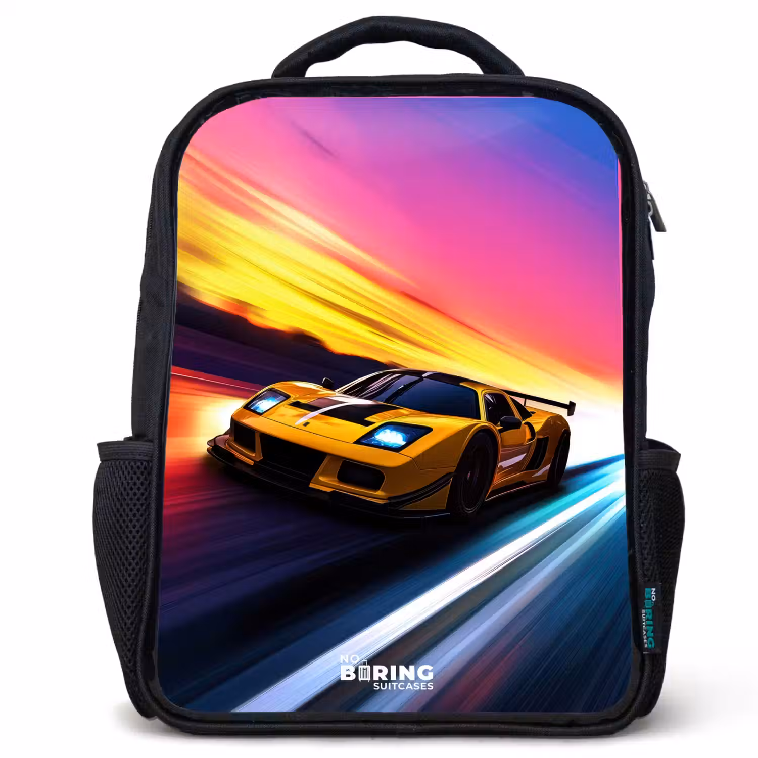 Gele raceauto bij kleurrijke zonsondergang Rugzak - Zwart middel -3d