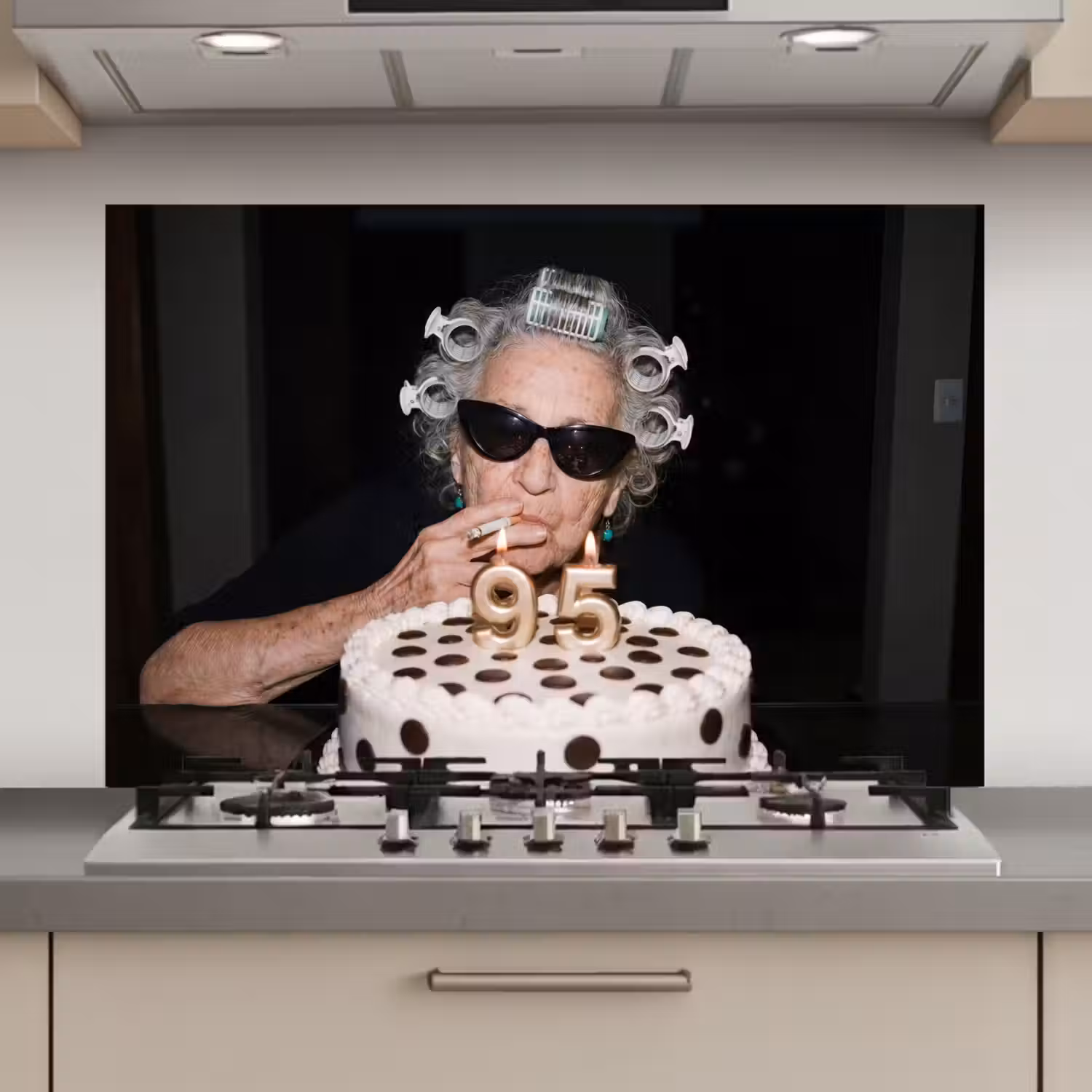 Verjaardag - Krulspeld - Oma keuken achterwand spatscherm klein -3d_website