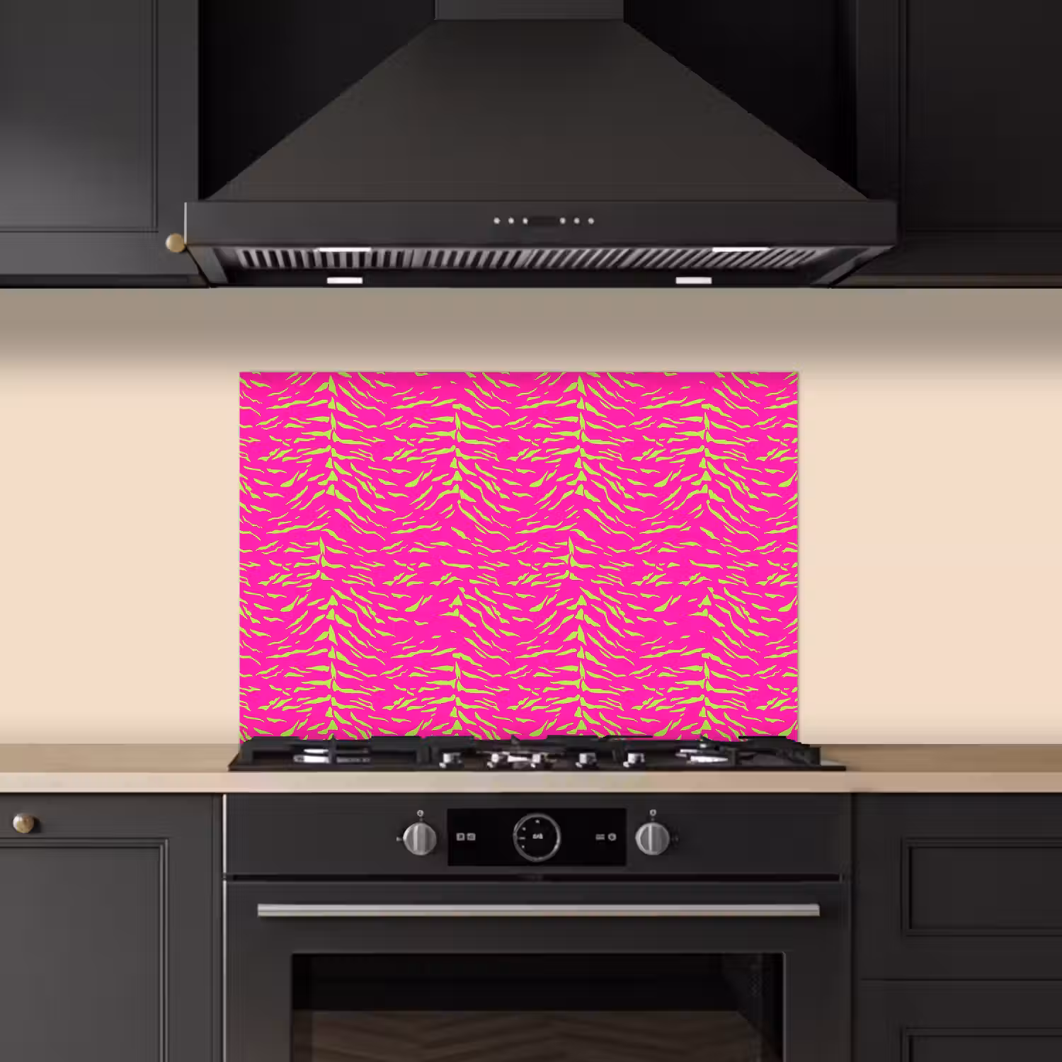 Neon - Groen - Roze - Tijger keuken achterwand spatscherm klein 900 -sfeer1