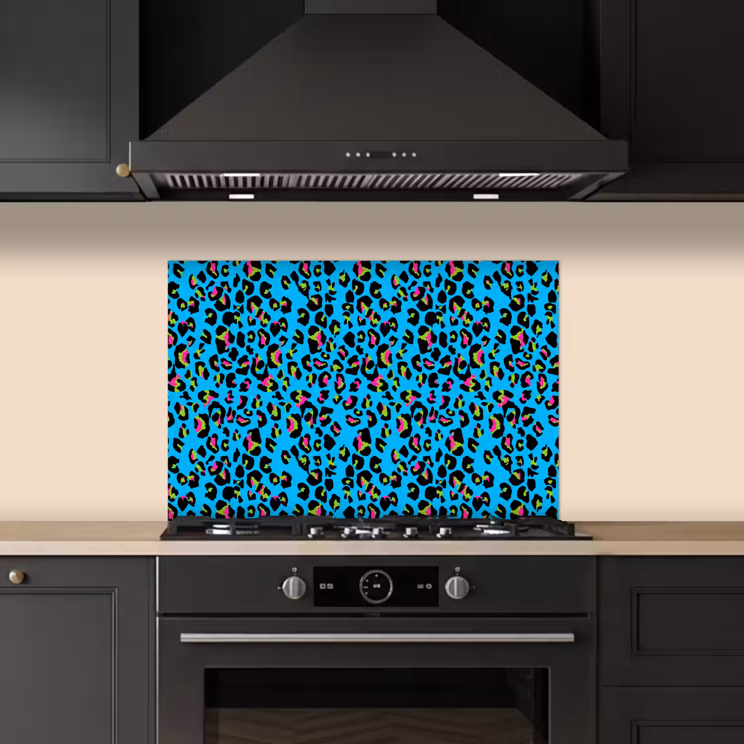 Panter - Blauw - Neon keuken achterwand spatscherm klein 900 -sfeer1
