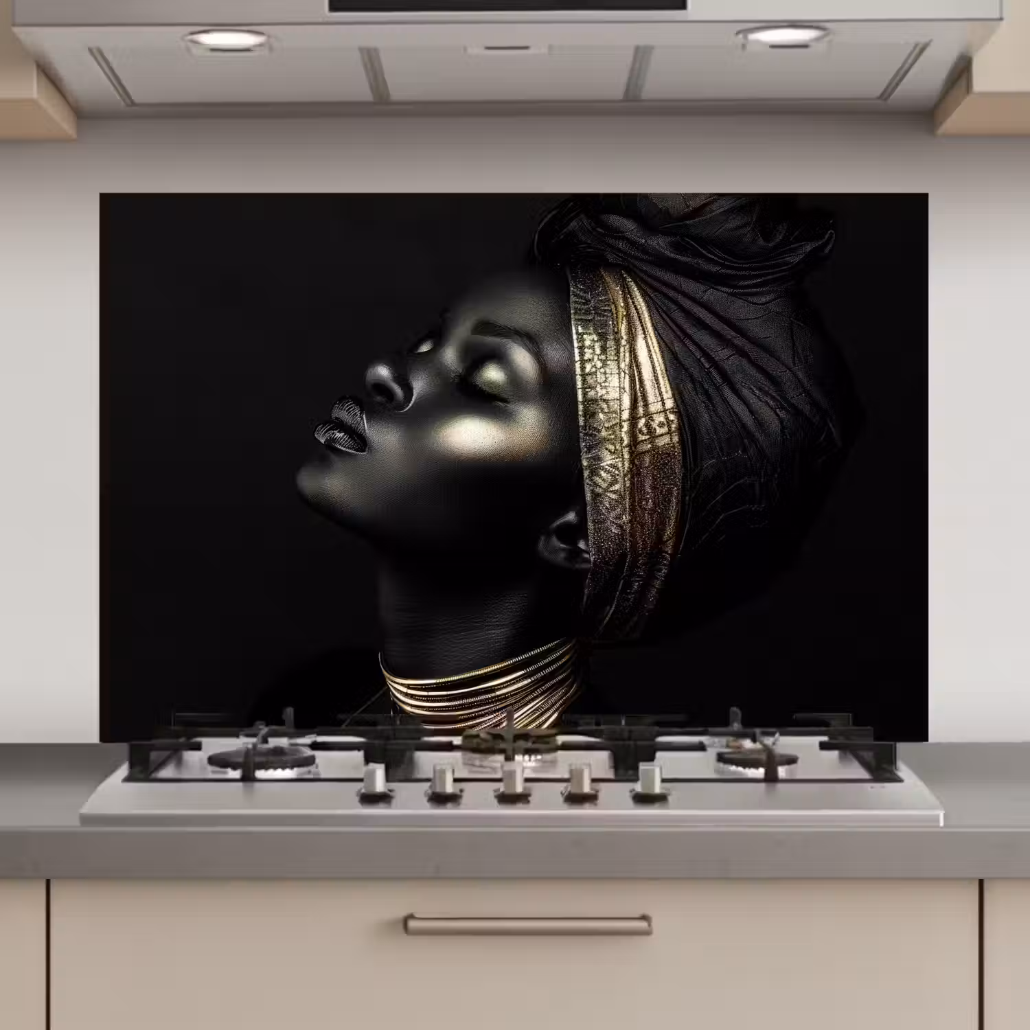Vrouw - Zwart - Goud - Sieraden keuken achterwand spatscherm klein -3d_website