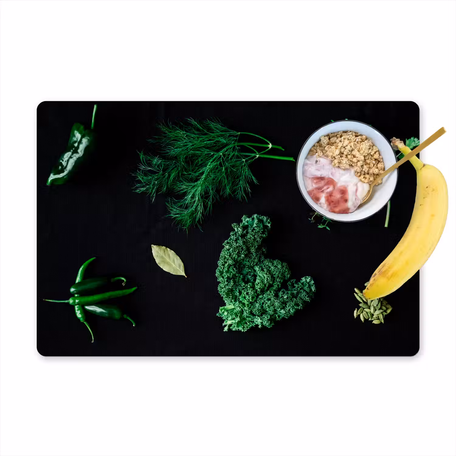 Specerijen en kruiden op zwarte achtergrond Placemat vinyl groot -zzzproduct_Kitchenyeah-website