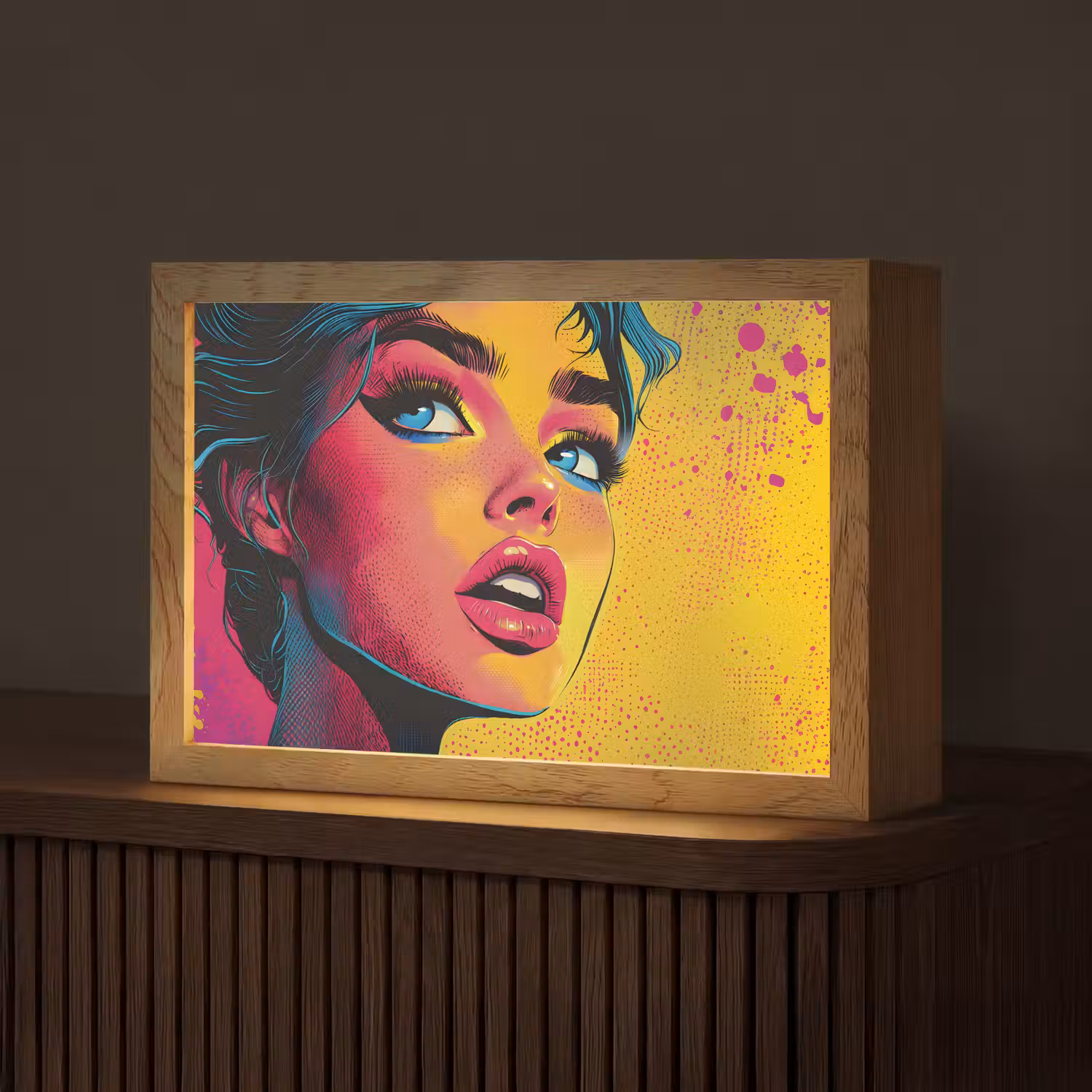 Close-up - Vrouwengezicht - Stippen - Geel Light Box met kabel (Tafellamp) klein -z3d_website