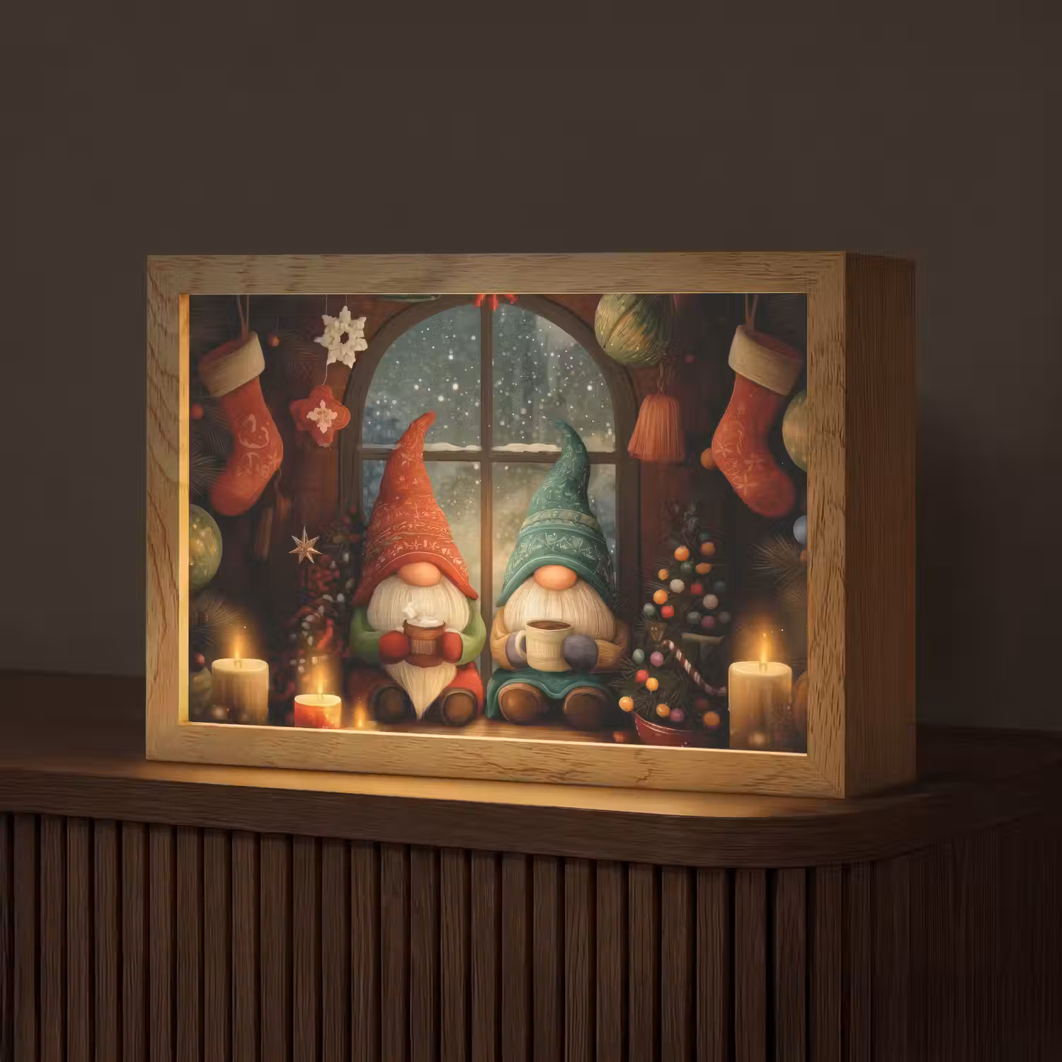 Gnooms - Kerst - Raam - Kleurrijk Light Box met kabel (Tafellamp) klein -z3d_website