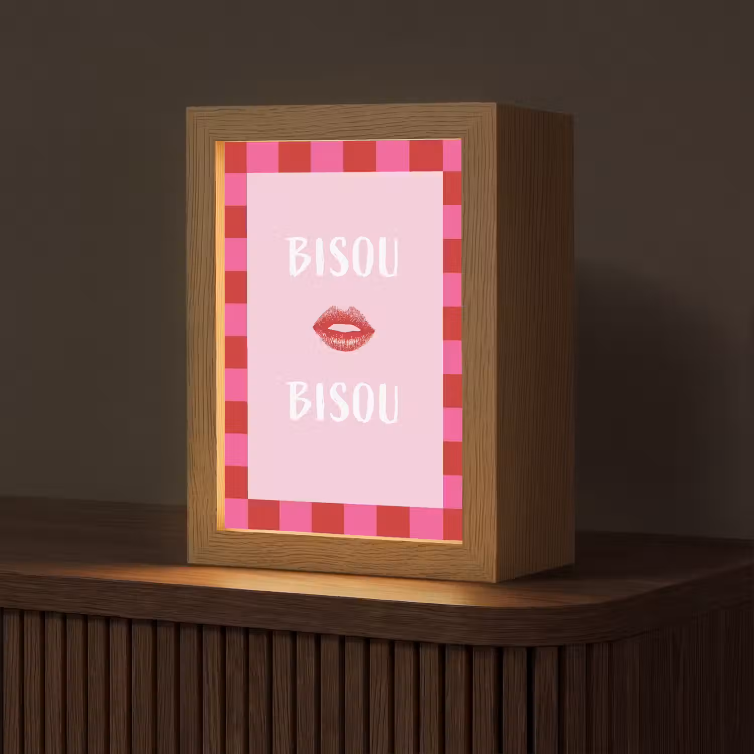 Kiss - Roze - Frans - Valentijn Light Box met kabel (Tafellamp) klein -z3d_website