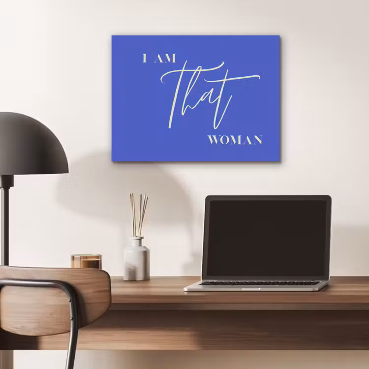 Blauw - I am that woman - Sierlijk - Minimalistisch PET vilt klein -sfeer5