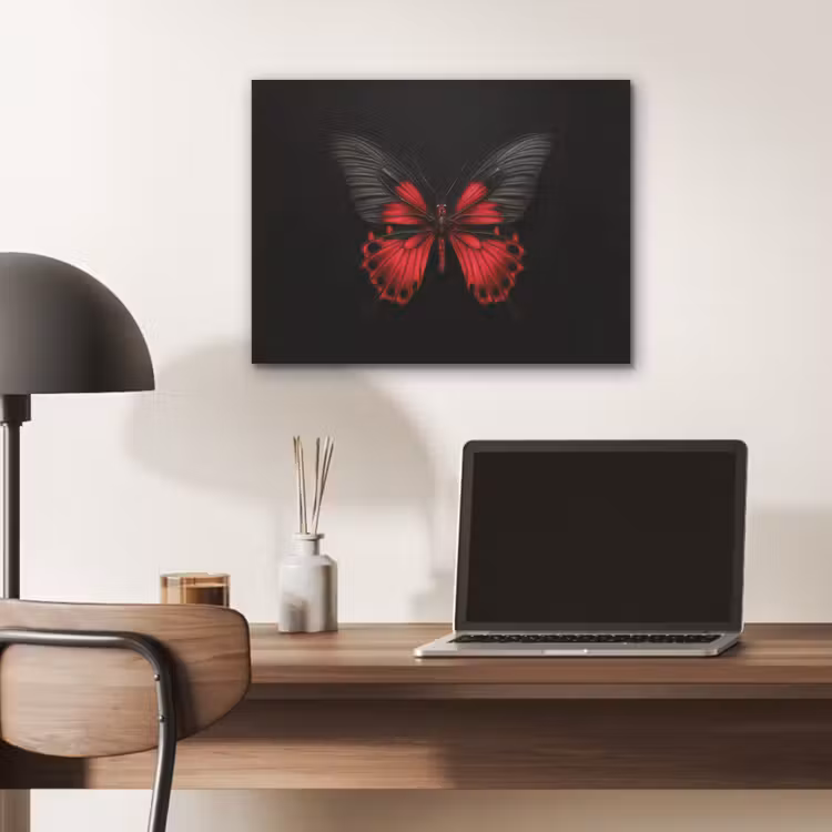 Vlinder - Rood - Contrast PET vilt klein -sfeer5