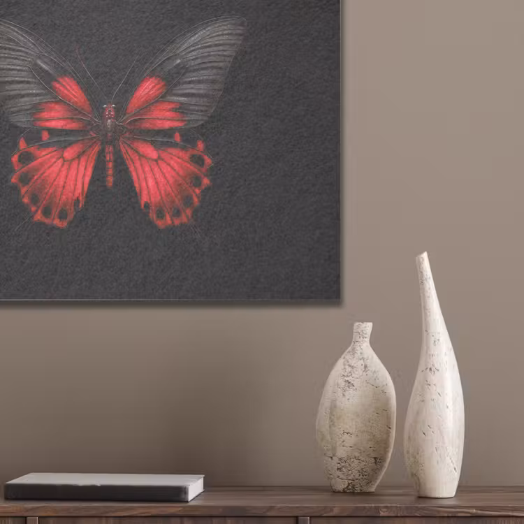 Vlinder - Rood - Contrast PET vilt klein -sfeer6_closeup