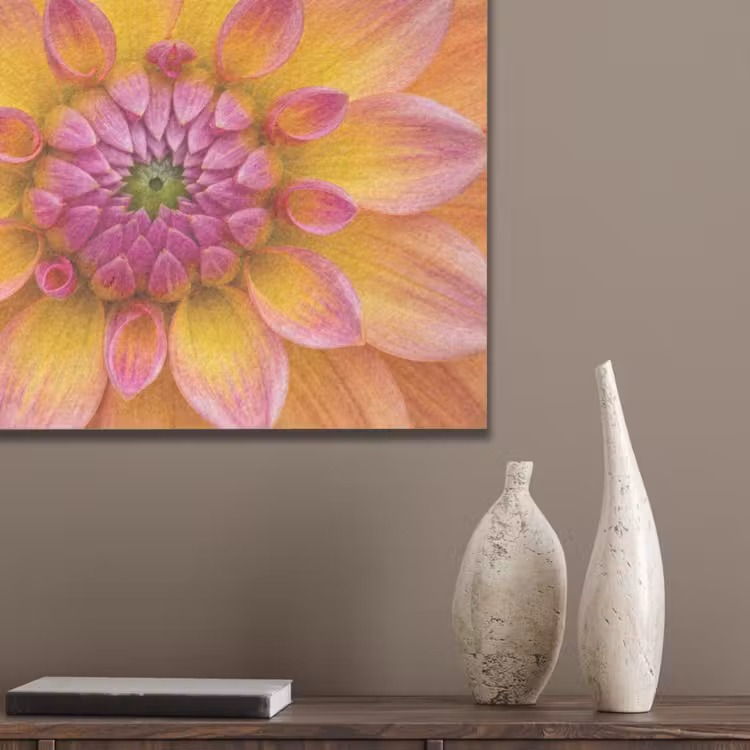 Dahlia - Bloem - Oranje PET vilt klein -sfeer6_closeup