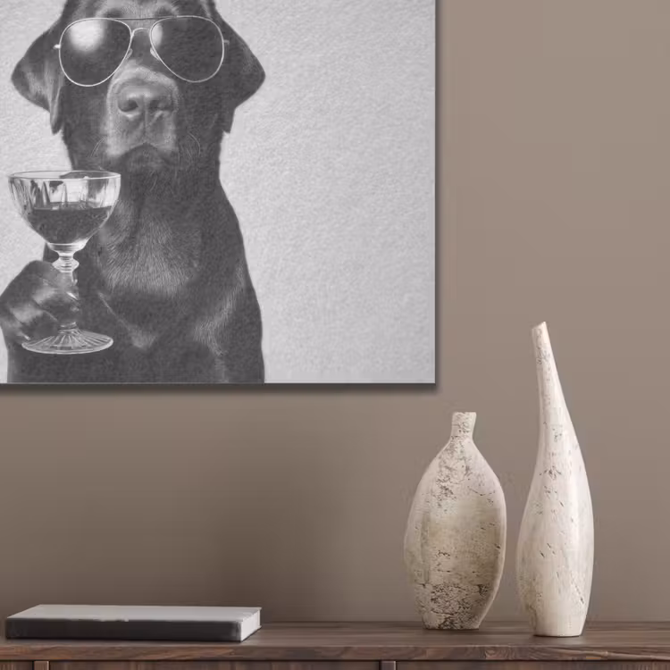 Hond - Zwart - Wijnglas - Zonnebril PET vilt klein -sfeer6_closeup
