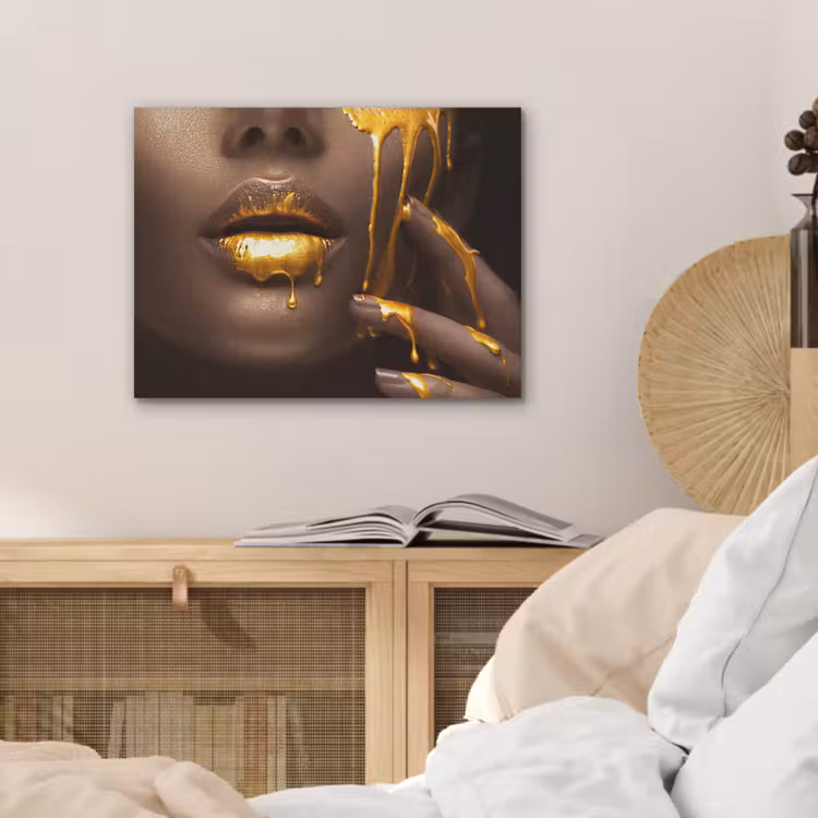 Goud - Vrouw - Verf - Lippen - Luxe PET vilt klein -sfeer3