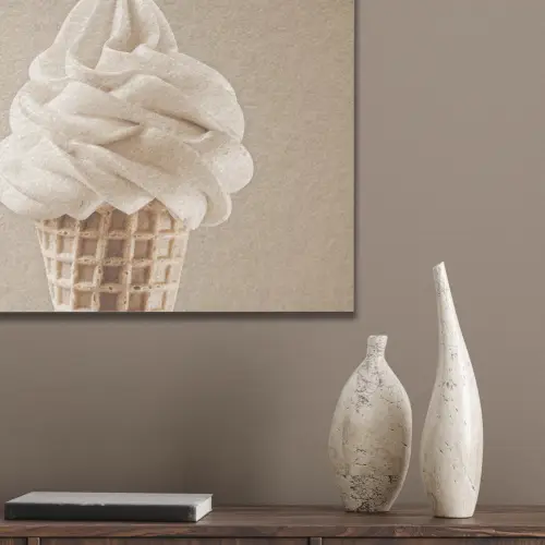 IJs - Softijs - Romig - Hoorntje - Beige PET vilt klein -sfeer6_closeup