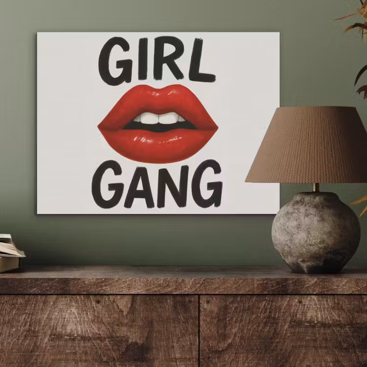 Lip - Girl - Rood - Letters PET vilt klein -sfeer2