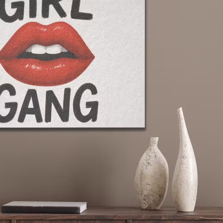 Lip - Girl - Rood - Letters PET vilt klein -sfeer6_closeup