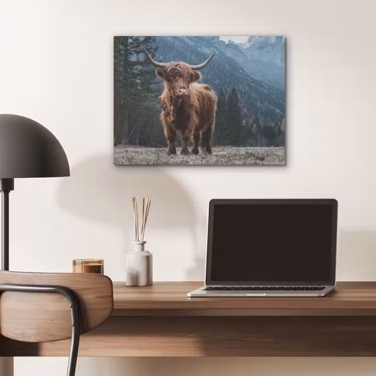 Schotse hooglander - Berg - Landschap - Bomen - Koe - Natuur PET vilt klein -sfeer5