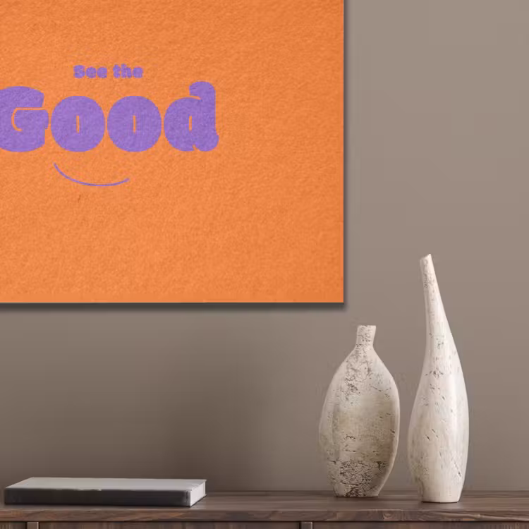 See the good - Paars - Oranje - Smiley PET vilt klein -sfeer6_closeup