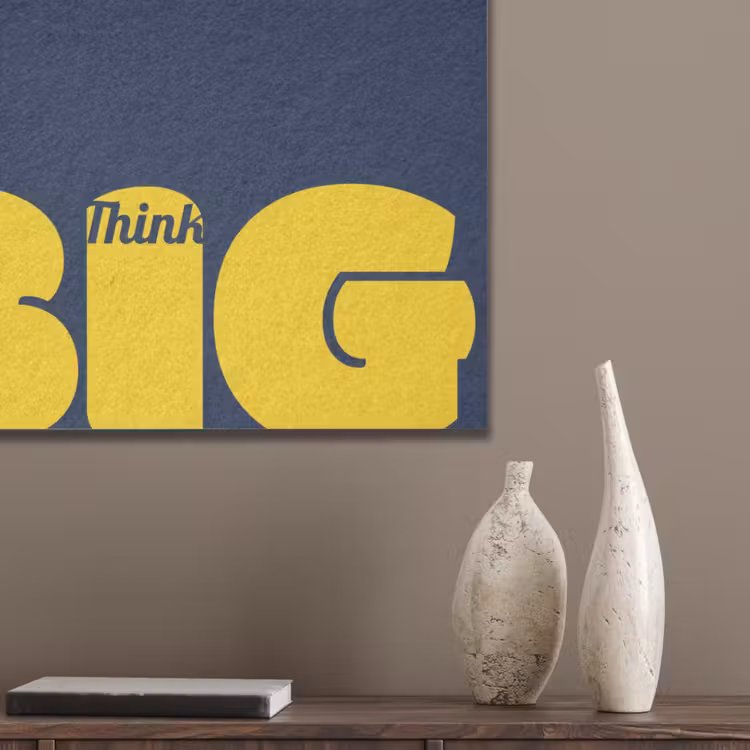 Think big - Blauw - Geel PET vilt klein -sfeer6_closeup