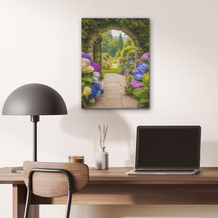 Doorkijk - Poort - Hortensia - Bloementuin PET vilt klein -sfeer5