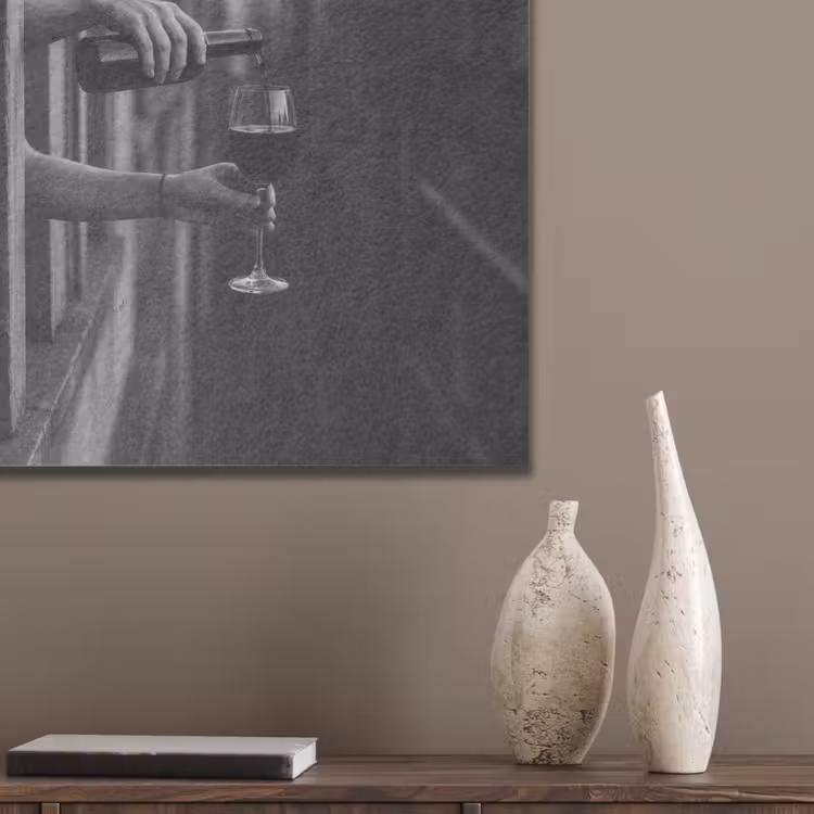 Wijnfles - Glas - Handen - Raam PET vilt klein -sfeer6_closeup