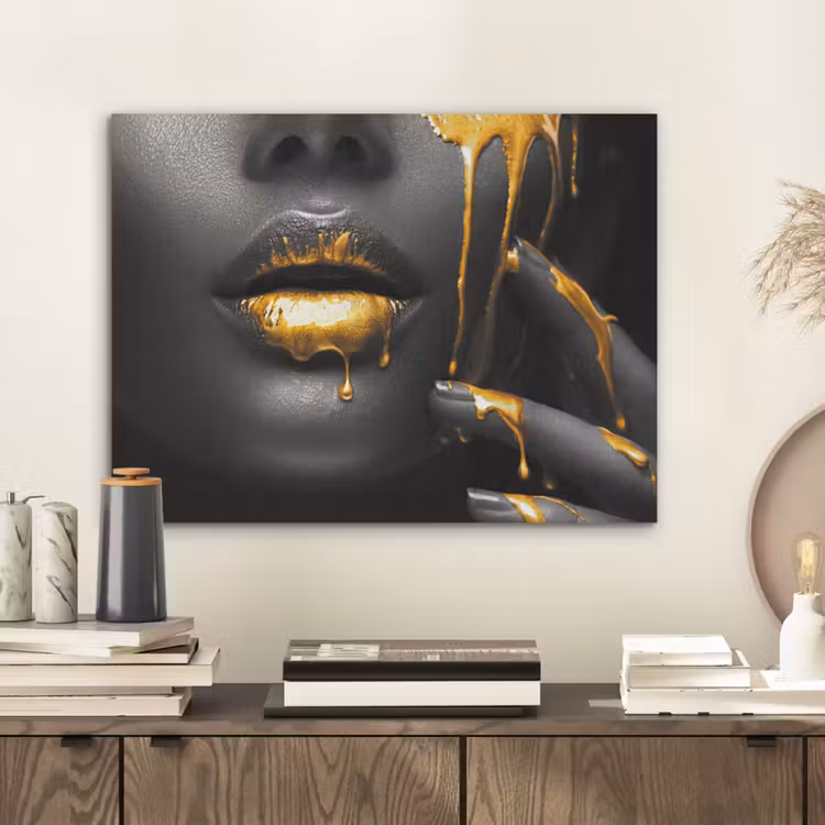 Vrouw - Zwart - Goud - Gezicht - Lippen PET vilt klein -sfeer1