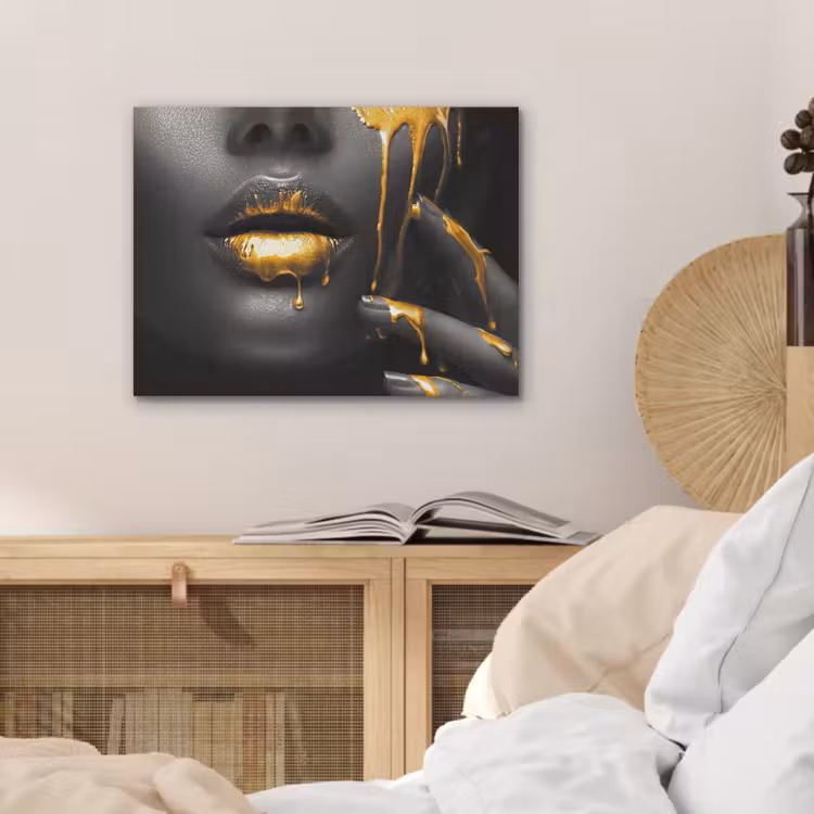 Vrouw - Zwart - Goud - Gezicht - Lippen PET vilt klein -sfeer3
