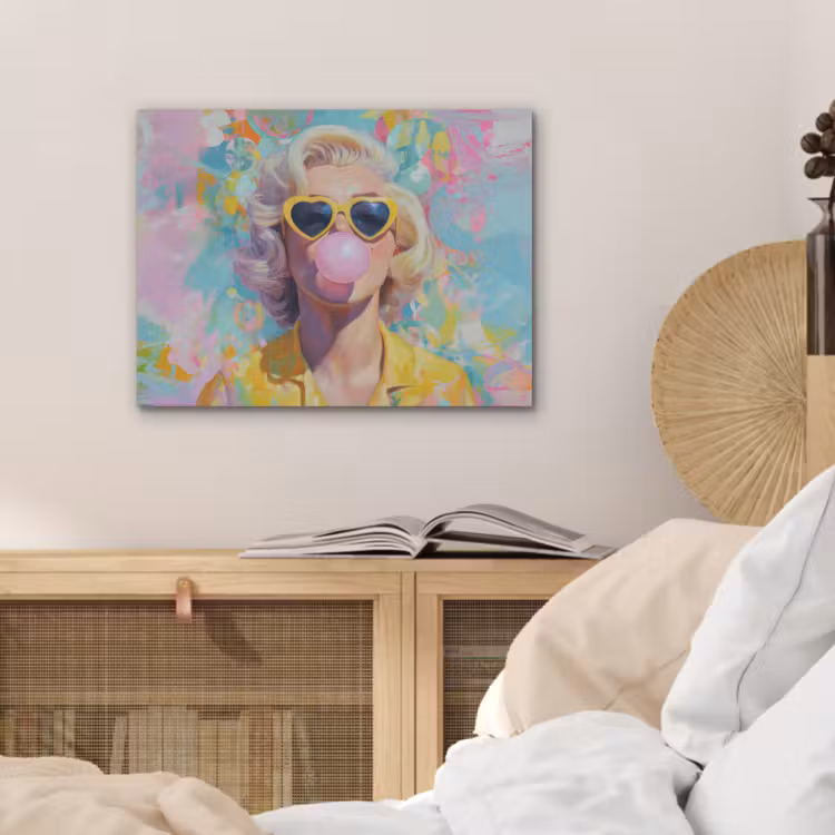 Vrouw - Blond - Roze kauwgom - Kleurrijk - Pastel PET vilt klein -sfeer3